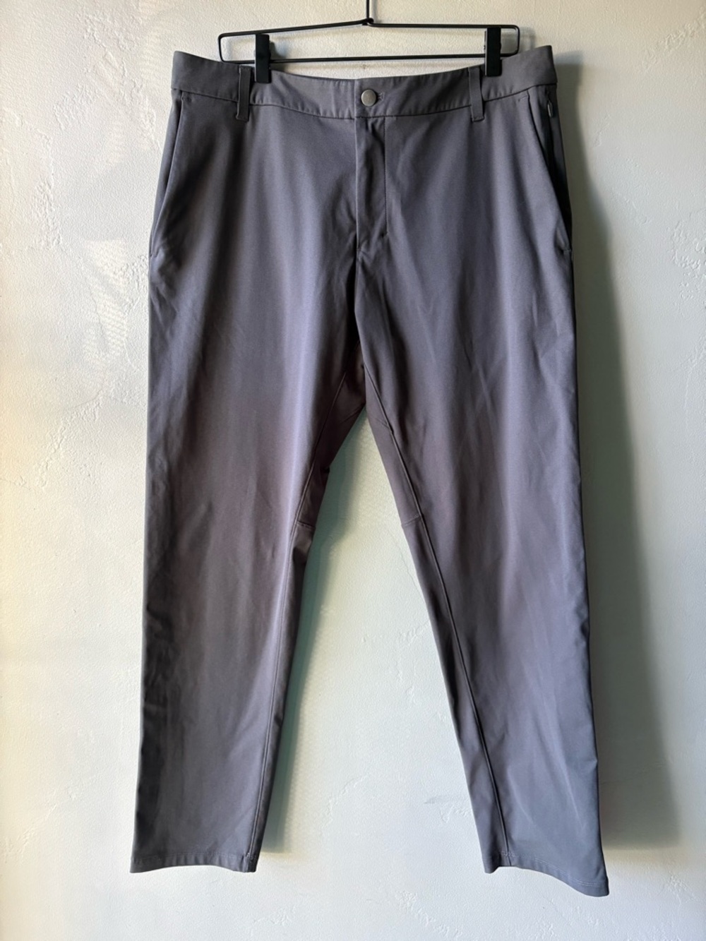 Lululemon Black Pants ~ Size 36